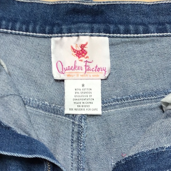 Quacker Factory Embroidered Cocktails Martini Summer Ankle Capri Denim Jeans - Picture 6 of 14